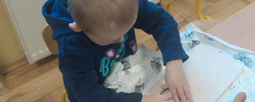 Innowacja pedagogiczna ,,Kolorowy świat zmysłów-sensoplastyka w przedszkolu”.