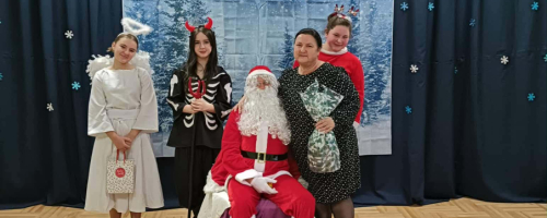 Spotkanie Zuchów z Mikołajem