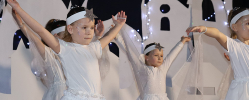 Anioły i śnieżynki