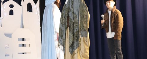 W drodze do stajenki, pasterze  z darami